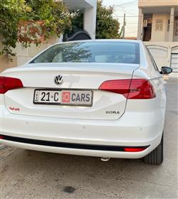 فولكسفاغن بورا